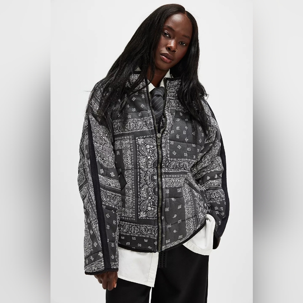 NWT FREE PEOPLE Printed Dolman Quilted Jacket XS Grey Black Combo